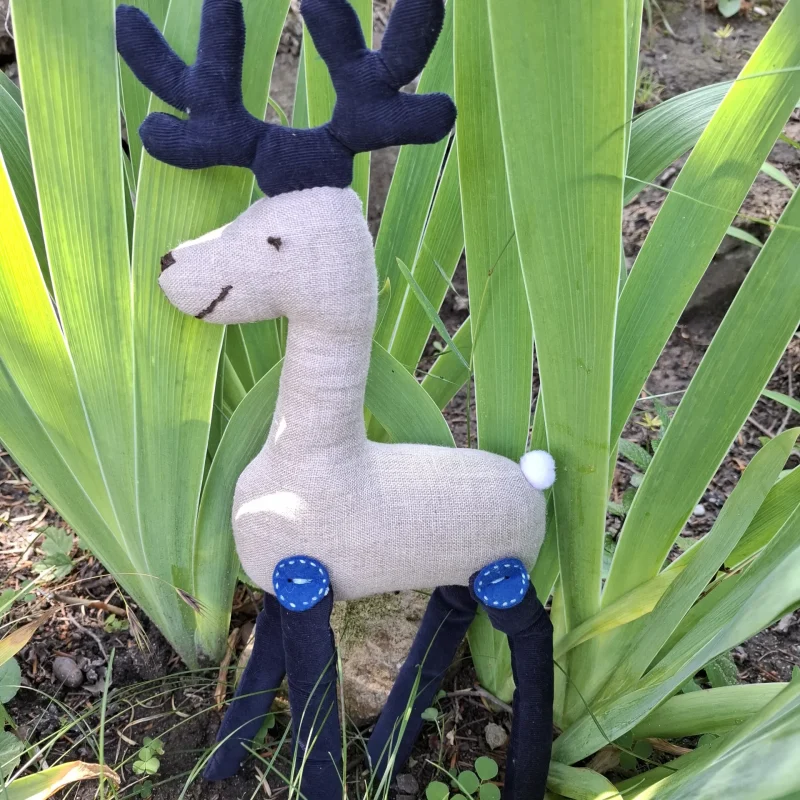 Ľanová hračka jeleň